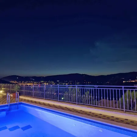 Holiday Noir * Trogir