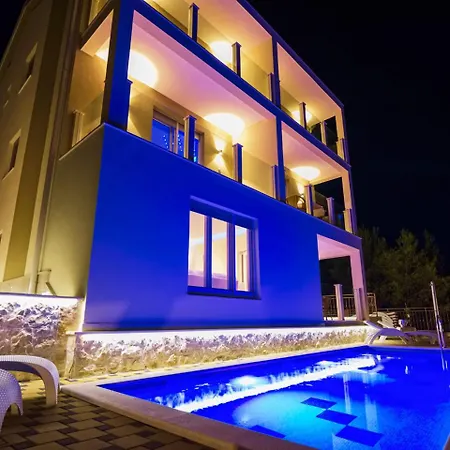 Сasa de vacaciones Holiday Noir Trogir